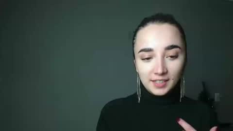 Olivia online show from February 2, 2026, 5:44 pm