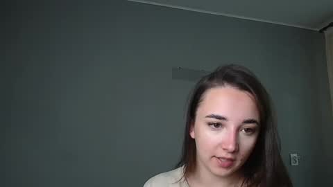 Olivia online show from May 15, 2026, 9:38 am