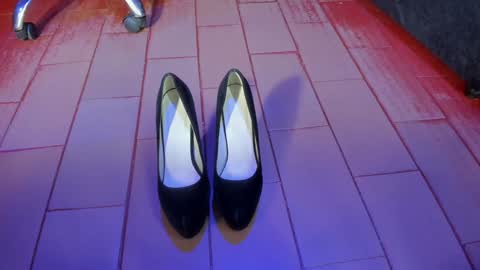   online show from January 17, 2025, 1:13 pm