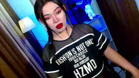 Miss OLIVIA online show from February 6, 2026, 10:18 am