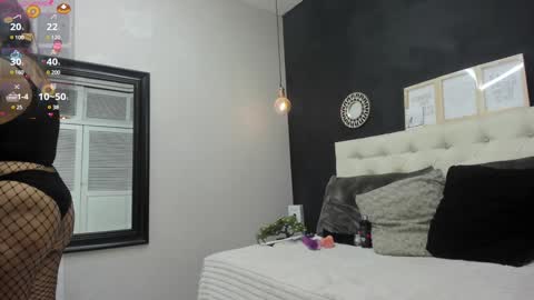 olivia online show from January 21, 2025, 7:50 pm