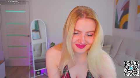 Olivia online show from September 14, 2025, 2:11 am