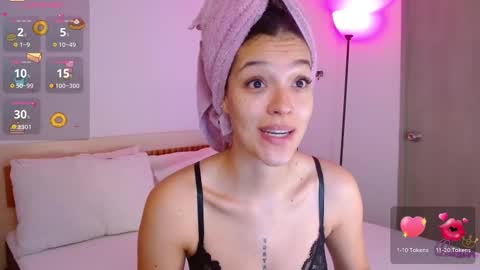 Snapshot of oliviabran_ chatting on March 29, 2026, 3:12 pm Olivia Bram online show from March 29, 2026, 3:12 pm