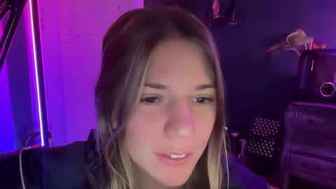 Olivia online show from January 5, 2025, 3:22 am