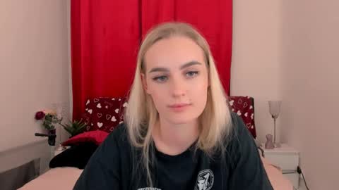 Snapshot of oliviahappy chatting on February 8, 2025, 4:03 am oliviaBeauty online show from February 8, 2025, 4:03 am