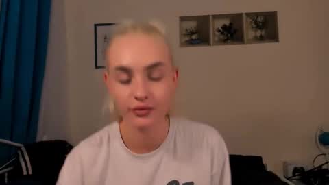 oliviaBeauty online show from May 31, 2026, 6:20 pm