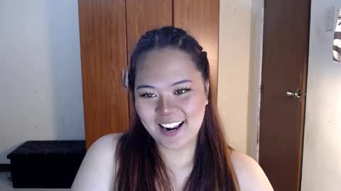 olivia hollywood online show from January 17, 2025, 2:07 pm