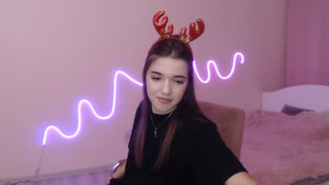 Olivia online show from December 8, 2024, 12:29 am