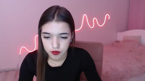 Olivia online show from December 8, 2024, 6:28 pm