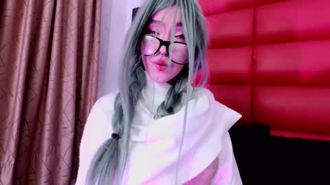 OliviaMonroe online show from November 13, 2025, 8:19 pm