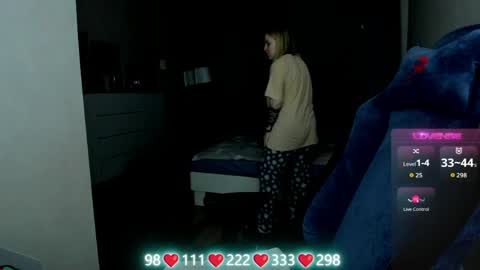 . online show from April 4, 2026, 3:49 am