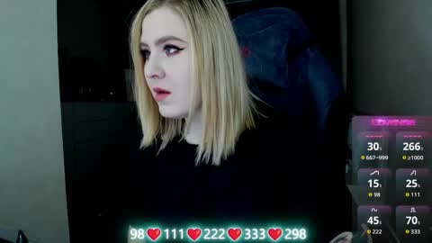 Snapshot of oliviamunk chatting on April 25, 2026, 4:48 am . online show from April 25, 2026, 4:48 am