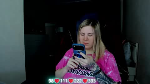 Snapshot of oliviamunk chatting on May 29, 2026, 5:05 am . online show from May 29, 2026, 5:05 am