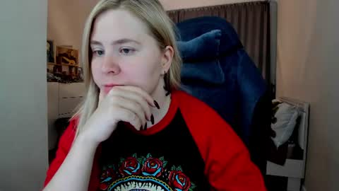 Snapshot of oliviamunk chatting on June 30, 2026, 3:51 am . online show from June 30, 2026, 3:51 am