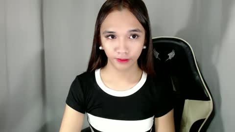 NICOLE online show from September 14, 2025, 2:33 am