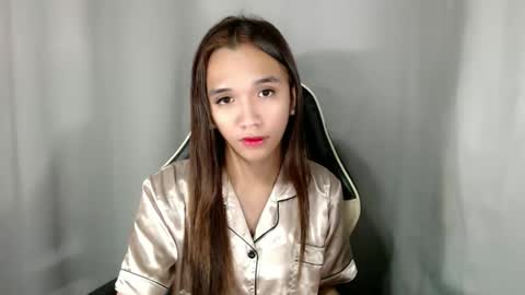 NICOLE online show from September 20, 2025, 11:50 pm