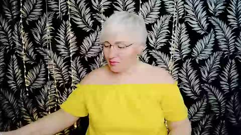 Snapshot of oliviaoskar_ chatting on May 21, 2026, 10:44 am Kelly online show from May 21, 2026, 10:44 am