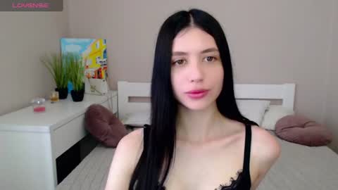 Snapshot of oliviarichi chatting on June 25, 2026, 7:02 am oliviarichi online show from June 25, 2026, 7:02 am