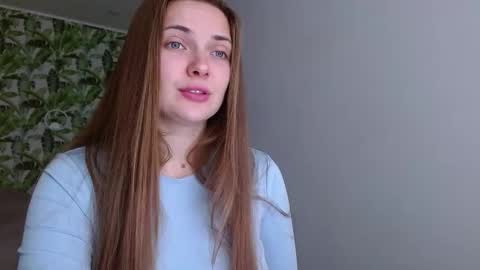 Olivia online show from October 11, 2025, 4:33 am