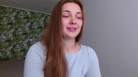 Olivia online show from October 17, 2025, 4:48 am