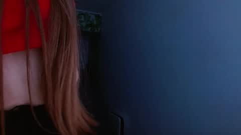 Olivia online show from November 24, 2025, 5:18 am