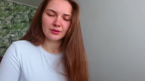 Olivia online show from April 21, 2026, 4:19 am