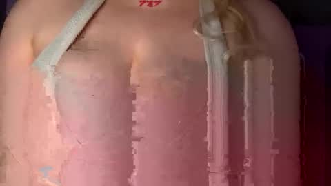 Olivia baby  online show from February 3, 2026, 4:32 am