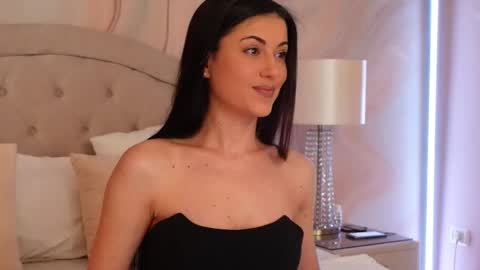 Snapshot of oliviasway chatting on January 17, 2026, 9:51 pm OliviaSway online show from January 17, 2026, 9:51 pm