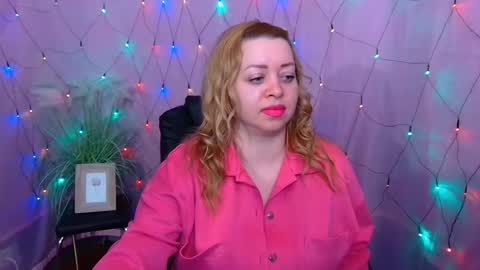 Oliviaverr online show from February 8, 2026, 1:14 pm