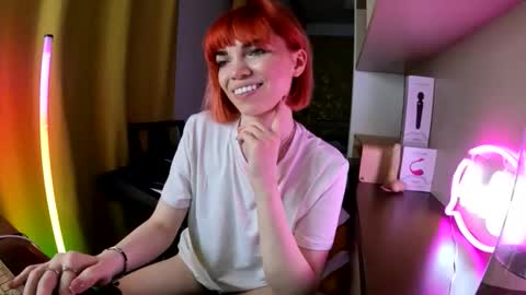 Angelina Lina online show from April 21, 2026, 2:51 am