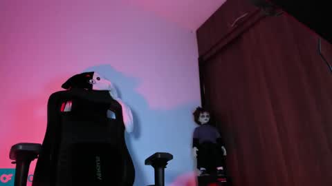     online show from February 16, 2025, 6:54 am