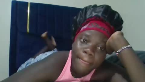 ollleina online show from April 16, 2026, 1:17 am