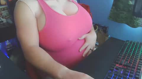 Dani Pregna online show from March 4, 2026, 2:45 pm