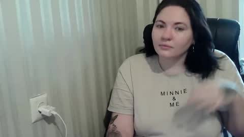 Snapshot of olyaandnetty chatting on October 29, 2025, 7:32 am OlyaAndNetty online show from October 29, 2025, 7:32 am