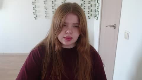  MellY  online show from July 28, 2026, 5:58 am