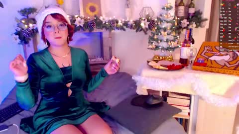 Snapshot of omgzarah chatting on December 24, 2024, 10:49 pm Zarah 3 online show from December 24, 2024, 10:49 pm