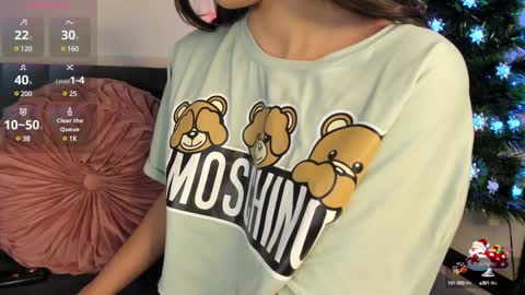 Violette online show from December 14, 2024, 4:12 am