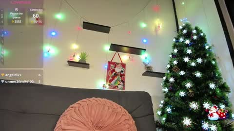 Violette online show from December 14, 2024, 7:18 am