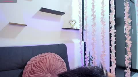 Violette online show from January 27, 2025, 9:44 pm