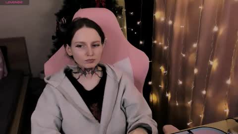 on_yxxx online show from February 13, 2026, 5:53 pm