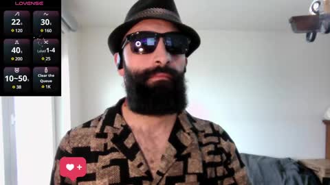 ona nisme online show from February 12, 2025, 10:35 am