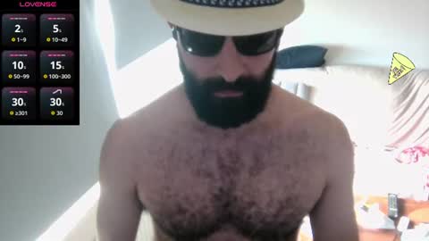 Snapshot of ona_nisme chatting on July 29, 2026, 5:44 pm ona nisme online show from July 29, 2026, 5:44 pm