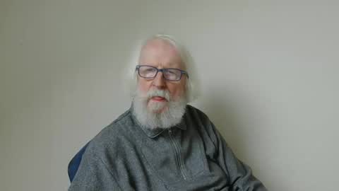 Somewhere over the rainbow online show from February 7, 2025, 1:22 pm