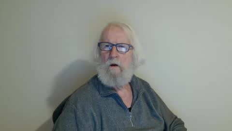 Somewhere over the rainbow online show from February 7, 2025, 8:53 pm