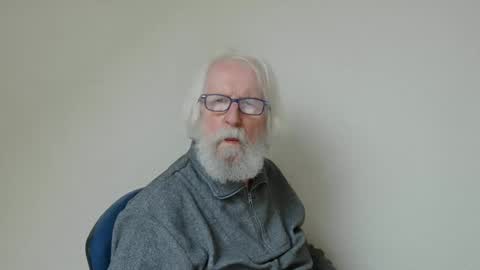 Somewhere over the rainbow online show from February 10, 2025, 1:22 pm