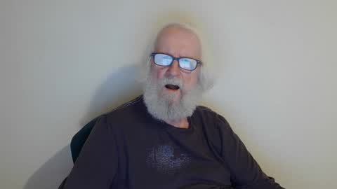 Somewhere over the rainbow online show from March 4, 2025, 9:22 pm