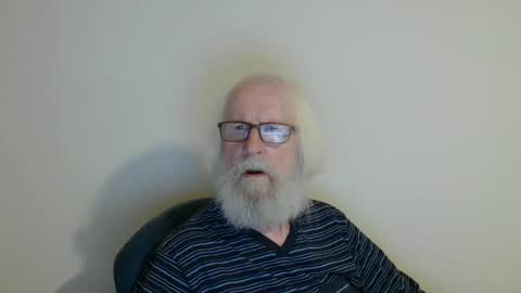 Somewhere over the rainbow online show from September 21, 2025, 8:54 pm