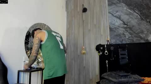     ... online show from October 11, 2025, 7:23 pm