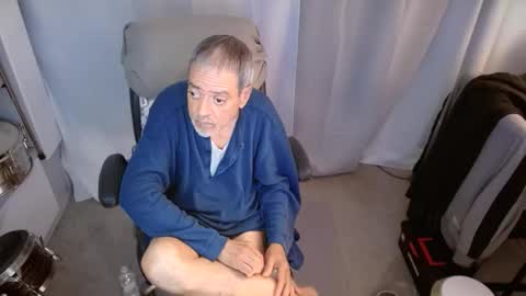 ondoko1234 online show from November 19, 2025, 6:52 pm