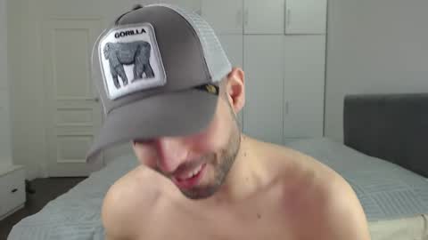 onebestlover online show from March 11, 2025, 11:55 am